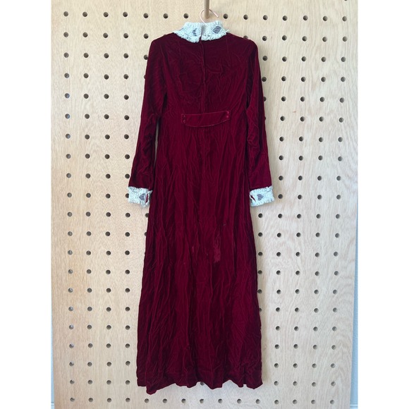 Vintage velvet gown - Picture 9 of 9